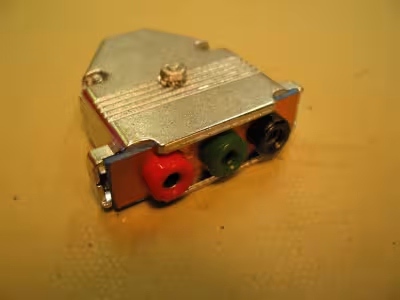 Built rail splitter in subd-25 enclosure
