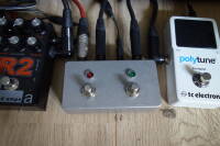 Momentary latching switch connected to some effects pedals